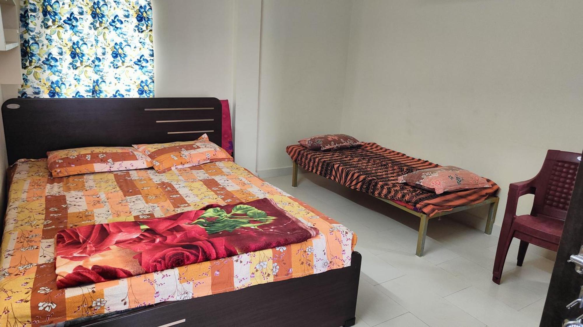 Guru Datta Residency Pithapuram Esterno foto